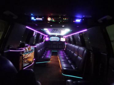 New Orleans White Escalade Limo 